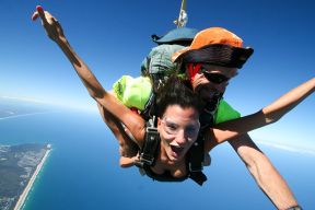 Skydive Coolum Beach - 14000ft